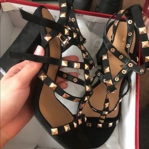 Super cute chunky heels